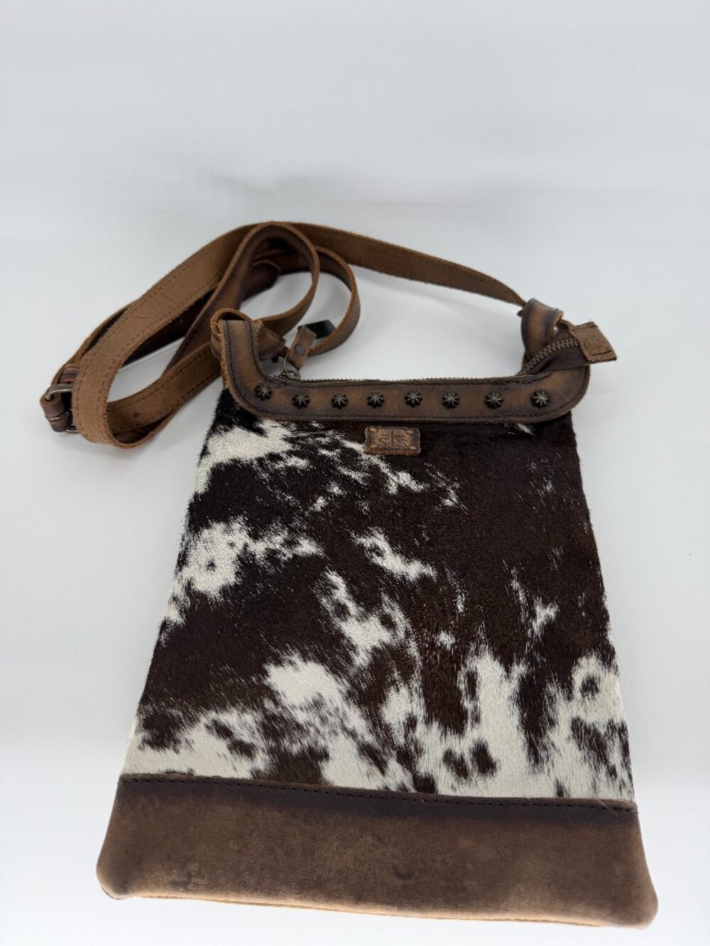 STS RANCHWEAR Classic Crossbody Hair-on-hide Leather Studded